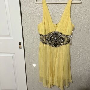 Chic Yellow Embellished Mini Dress